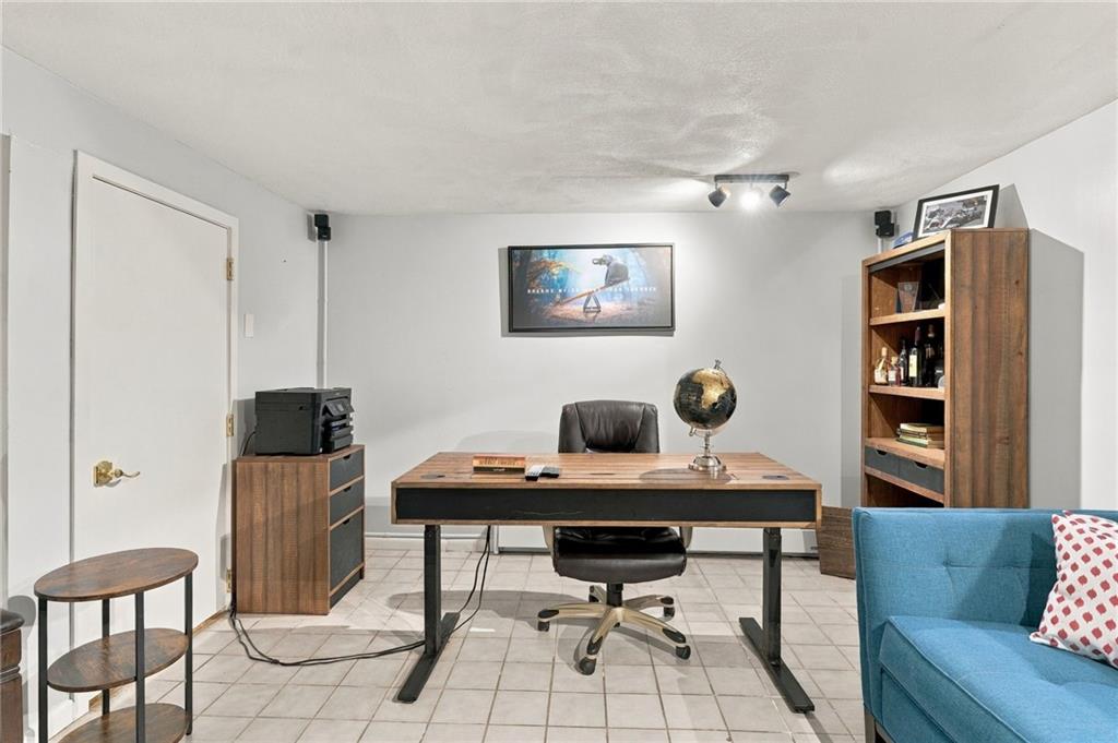 2 Elden Court Property Photo 44