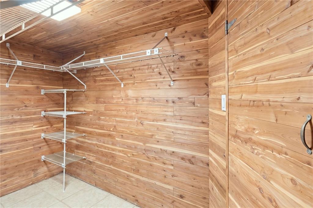2 Elden Court Property Photo 45