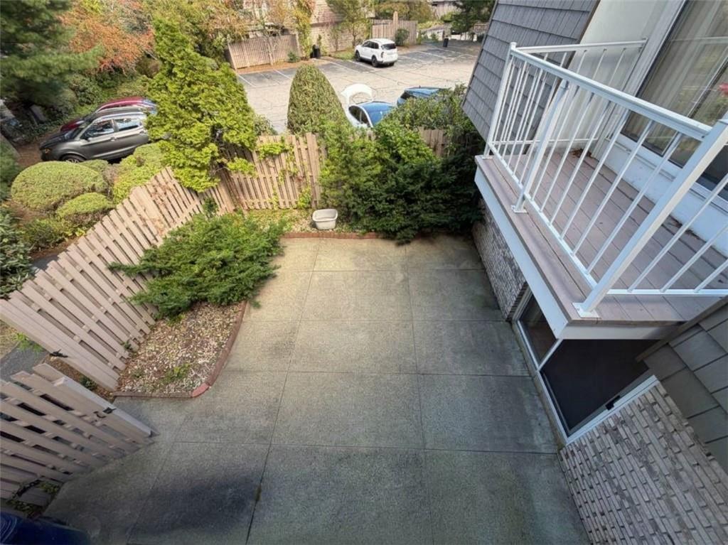 17 Caddy Rock Road Unit C Property Photo 4