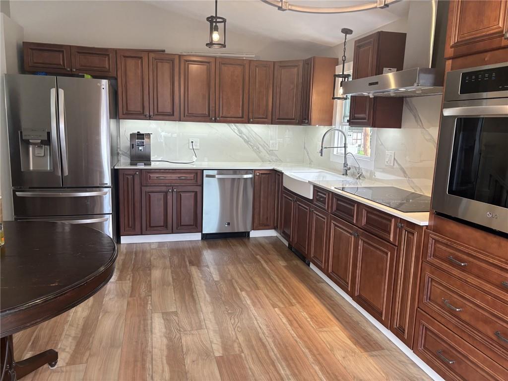 23 Granite Street Property Photo 4