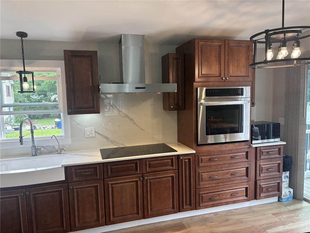 23 Granite Street Property Photo 5