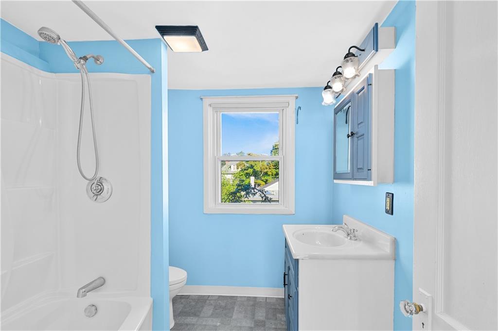 221 Massachusetts Avenue Property Photo 18