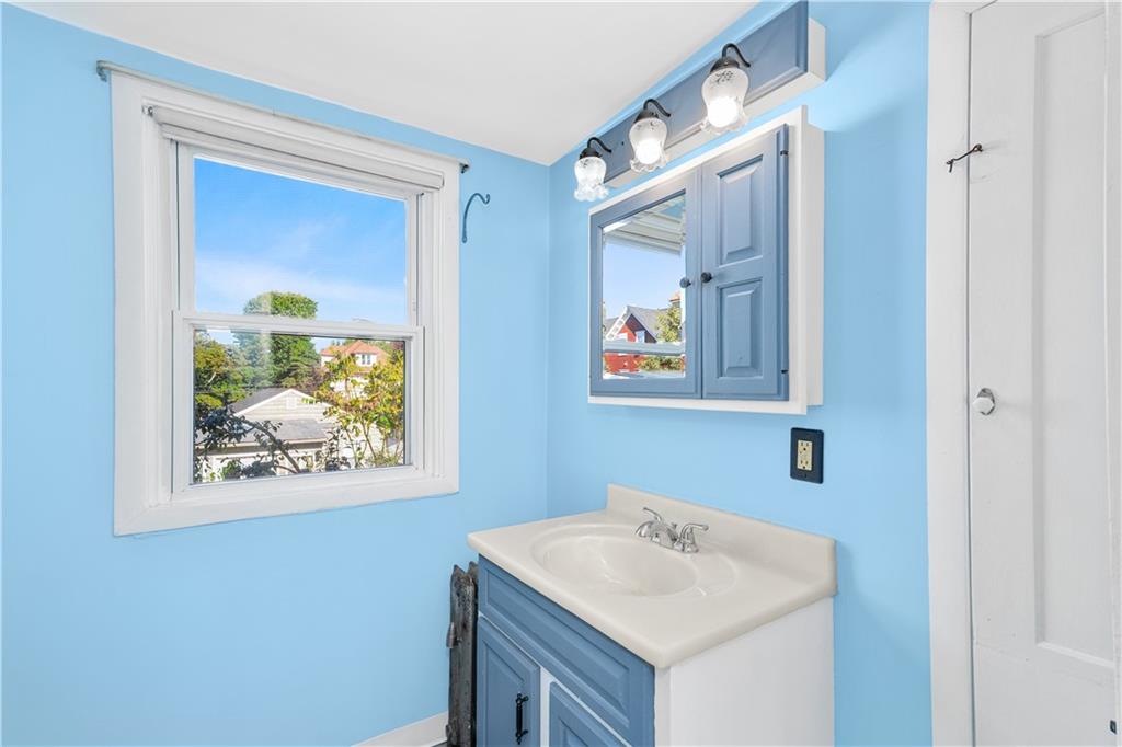 221 Massachusetts Avenue Property Photo 19