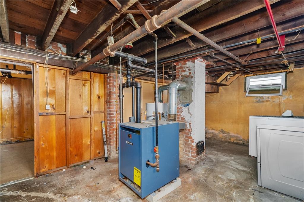 221 Massachusetts Avenue Property Photo 32