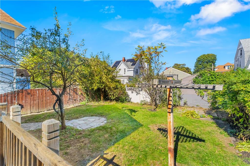 221 Massachusetts Avenue Property Photo 35