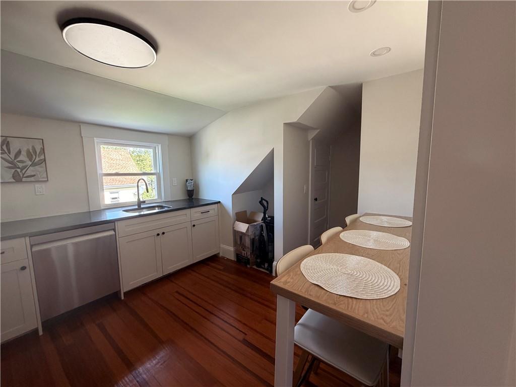 7 Caswell Avenue Unit 3 Property Photo 4