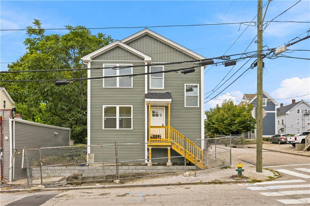106 Julian Street Property Photo 4