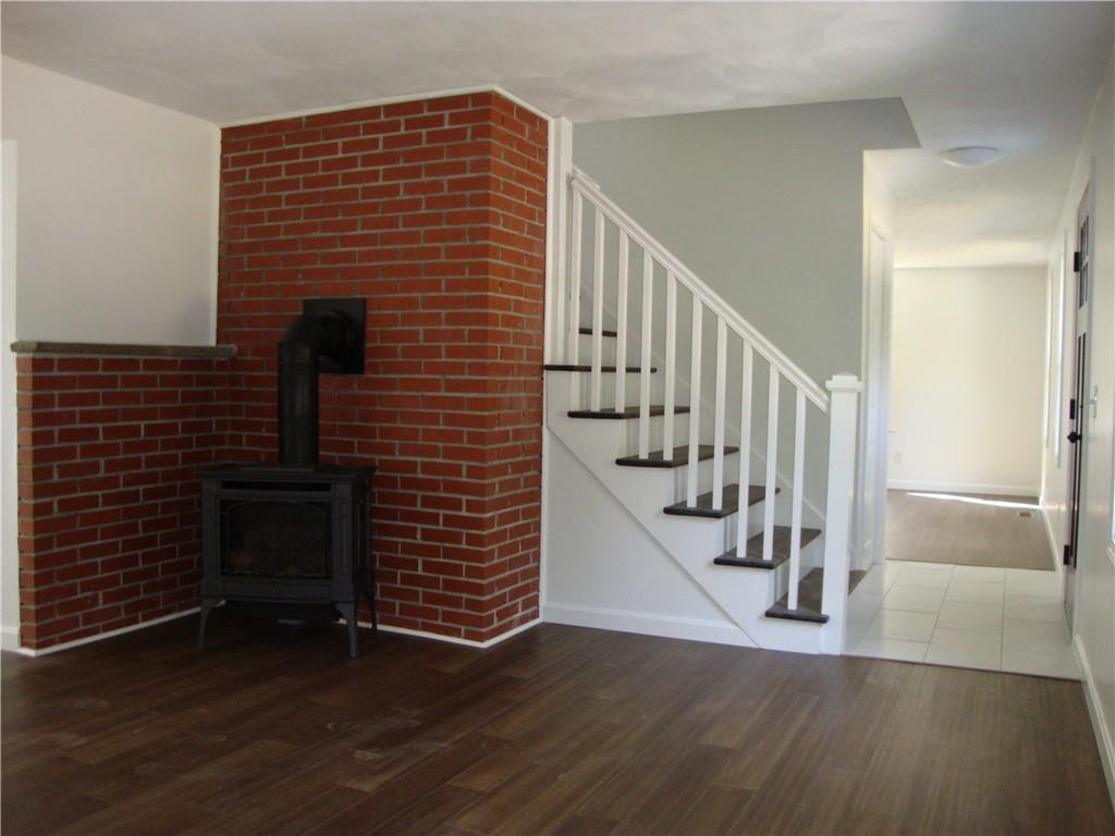 1094 Fish Hill Road Property Photo 5