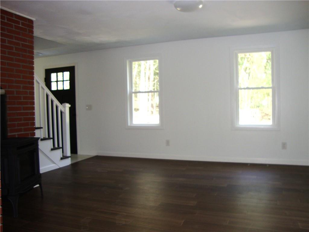 1094 Fish Hill Road Property Photo 6
