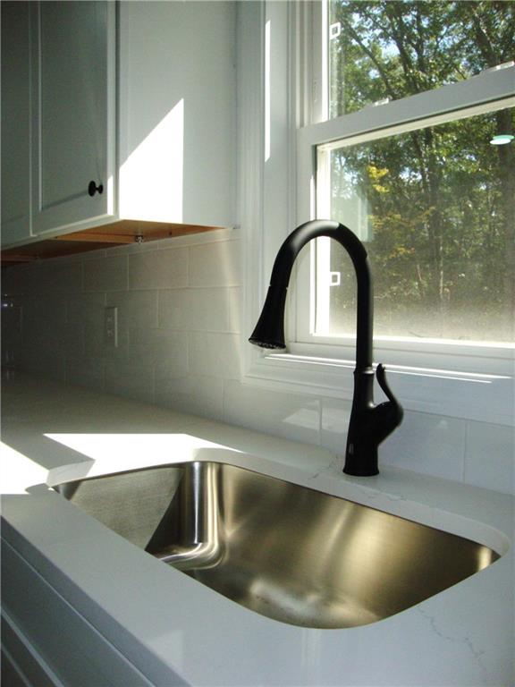 1094 Fish Hill Road Property Photo 15