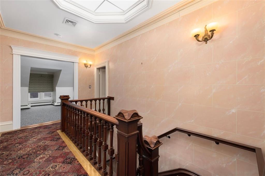 466 Broadway Unit 5 Property Photo 3