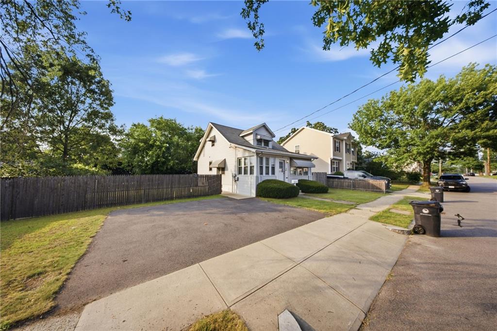 42 Riverview Avenue Property Photo 25