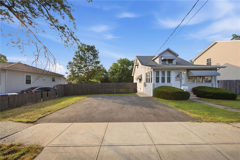 42 Riverview Avenue Property Photo 28