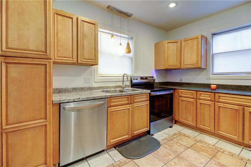 165 Briggs Street Property Photo 2