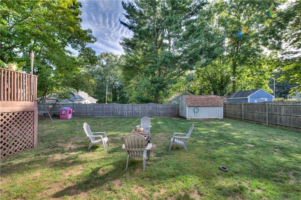 100 Holmes Road Property Photo 12
