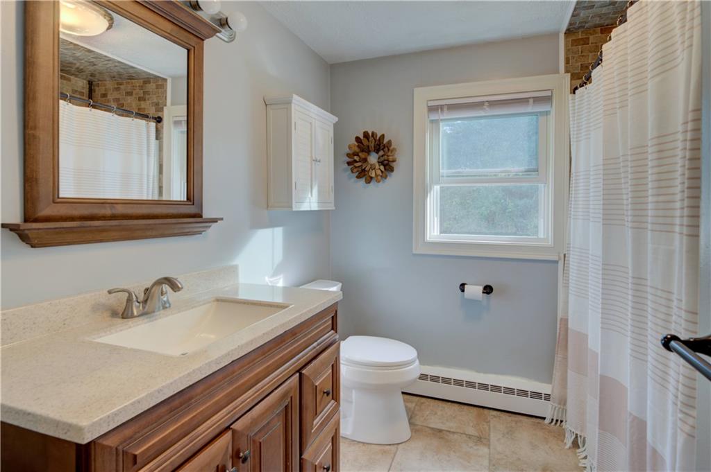 100 Holmes Road Property Photo 24