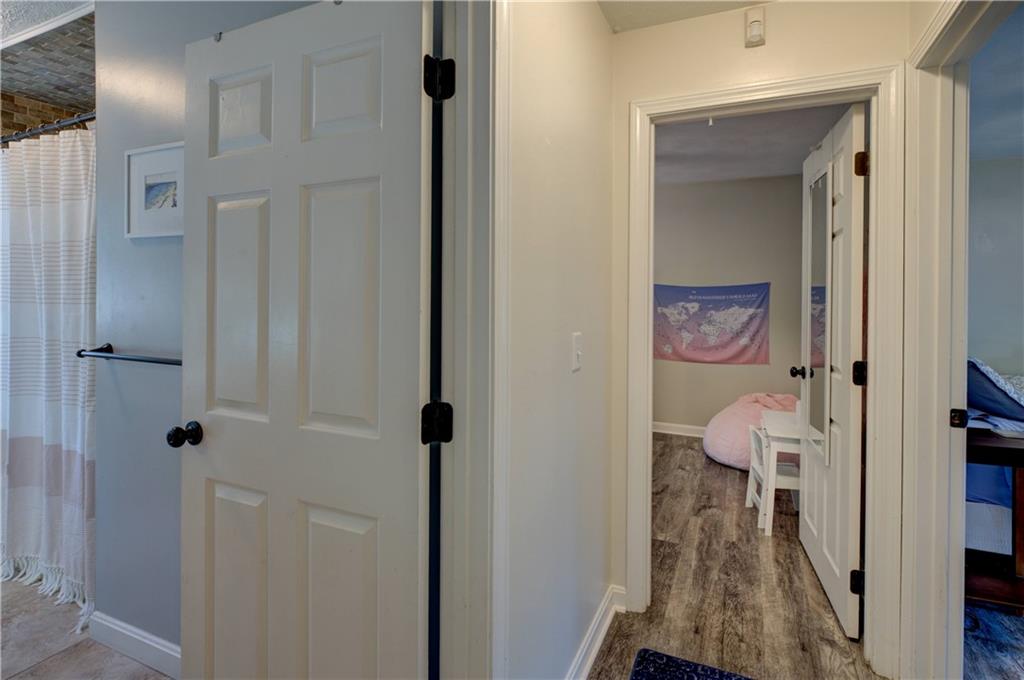 100 Holmes Road Property Photo 26