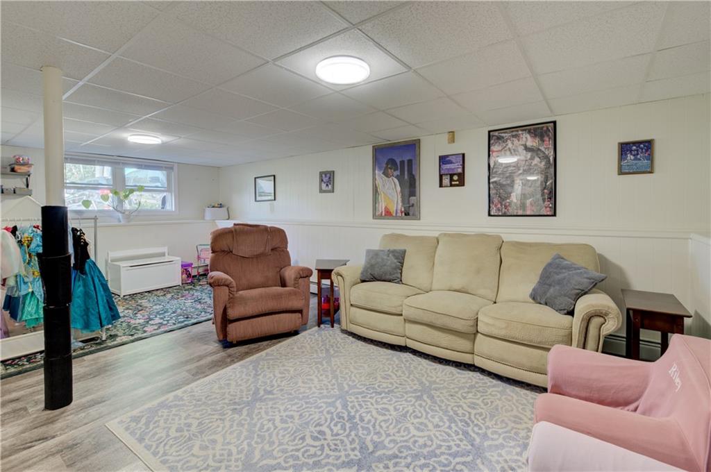 100 Holmes Road Property Photo 34