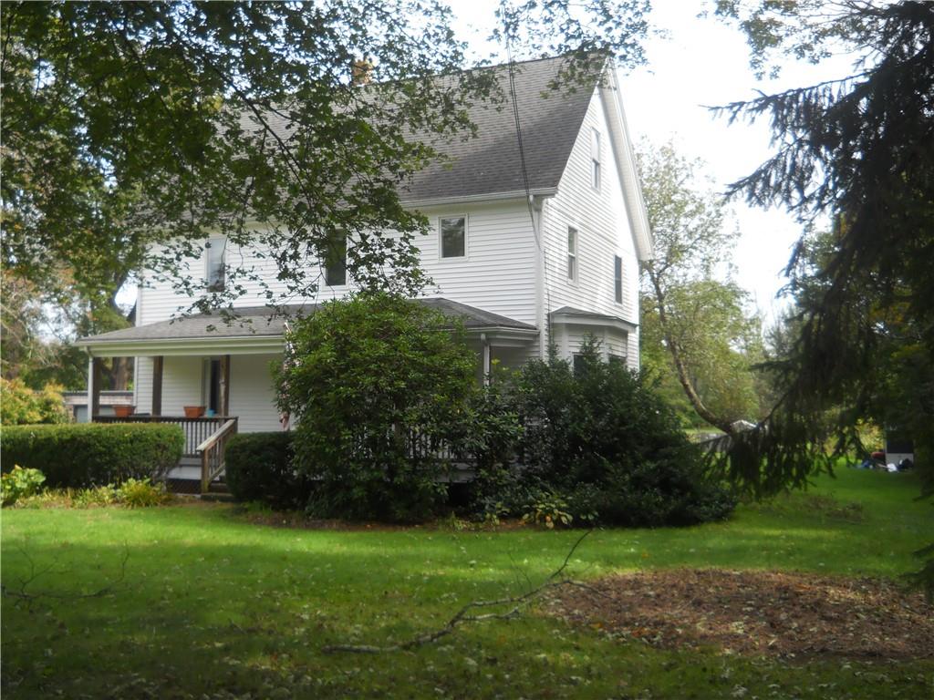 65 Laurel Street Property Photo 2