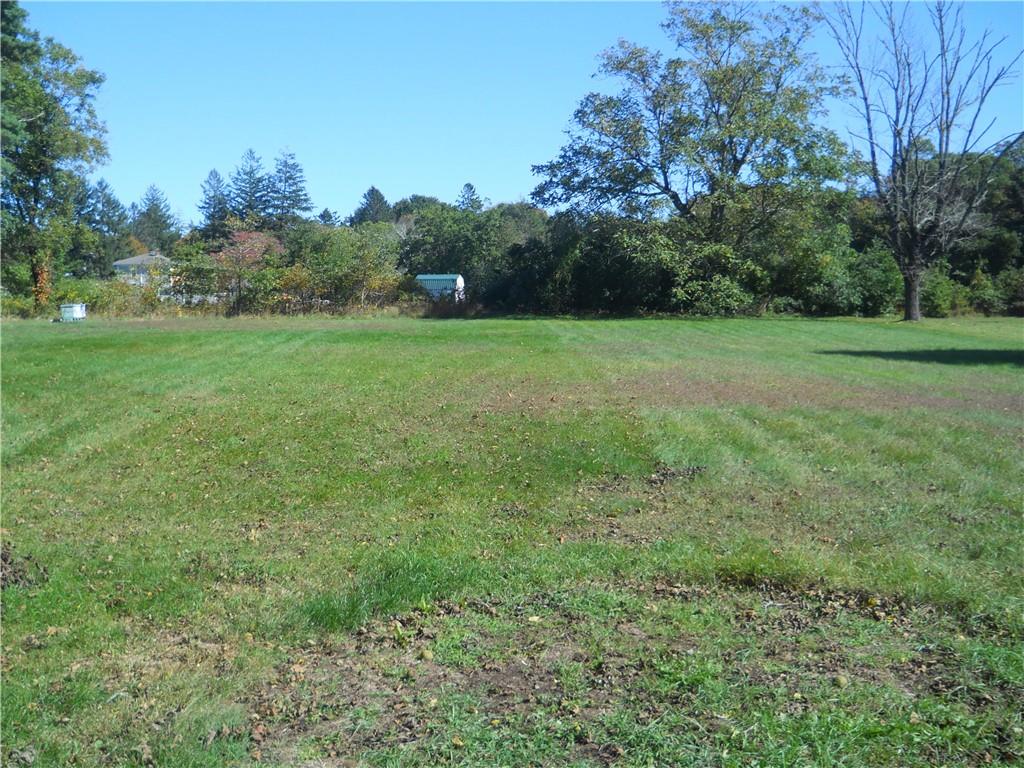 65 Laurel Street Property Photo 4