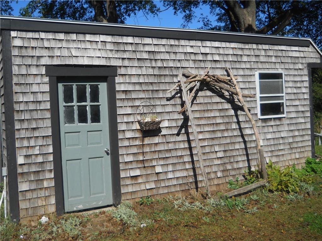 65 Laurel Street Property Photo 8