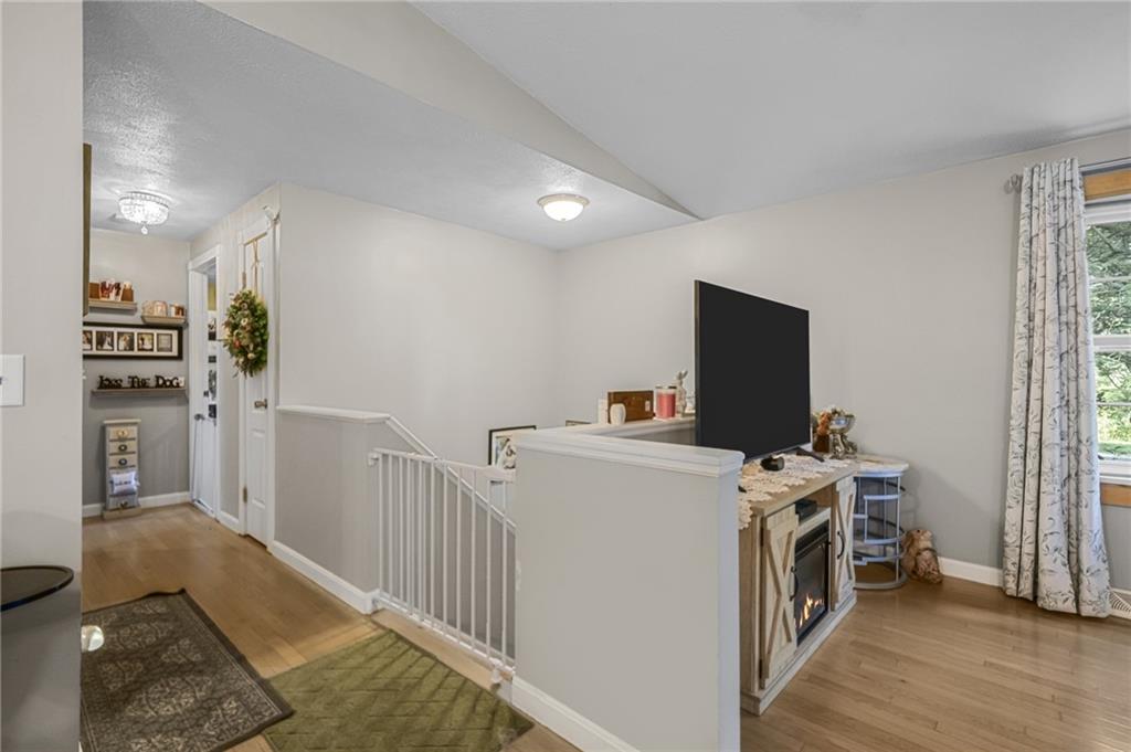 60 Page Street Property Photo 9