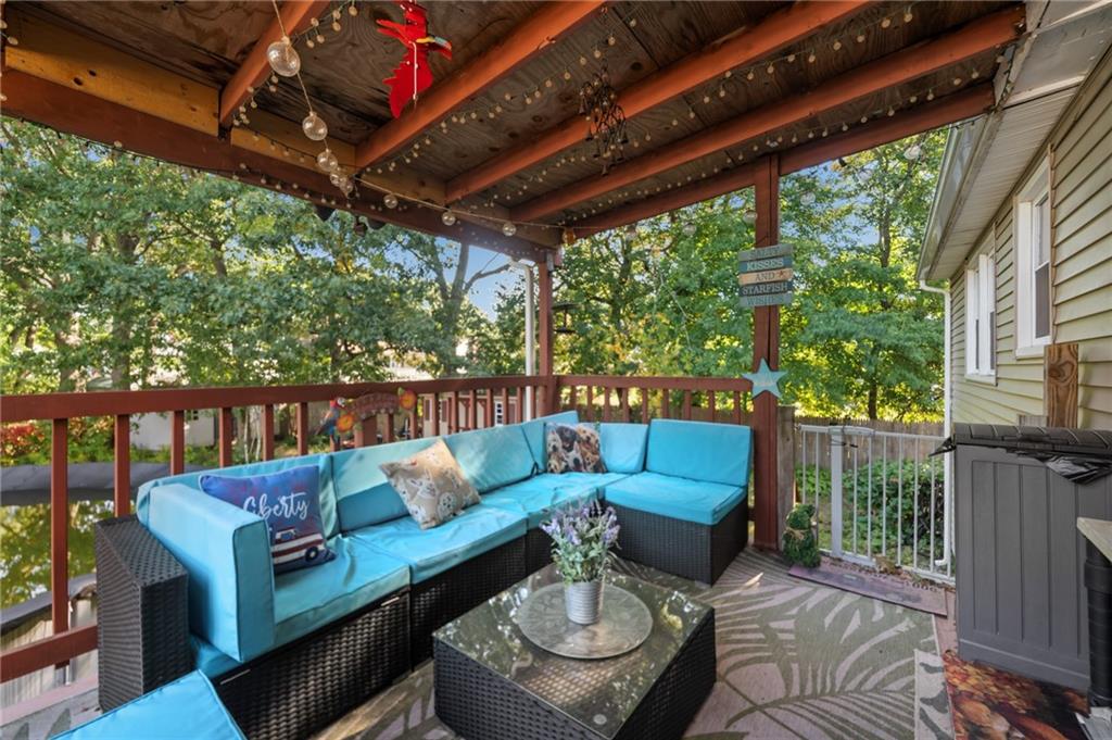 60 Page Street Property Photo 31
