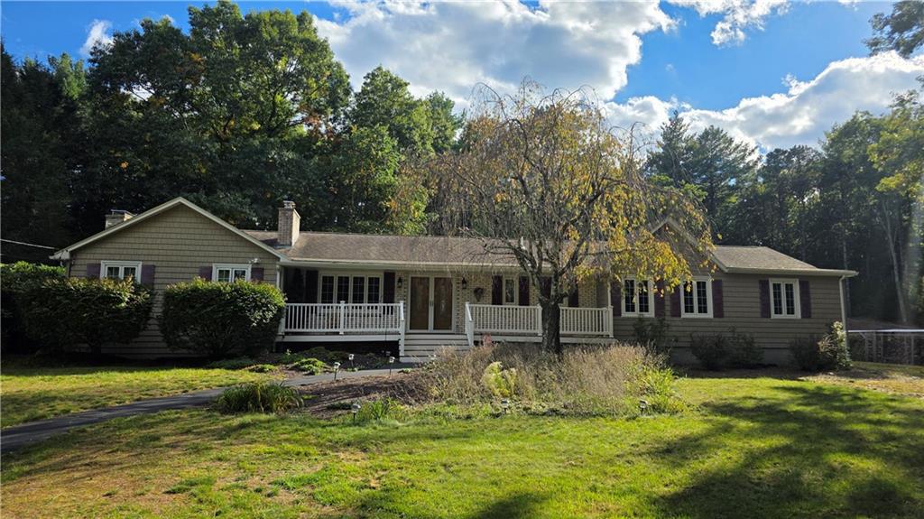42 Pine Tree Lane Property Photo 2