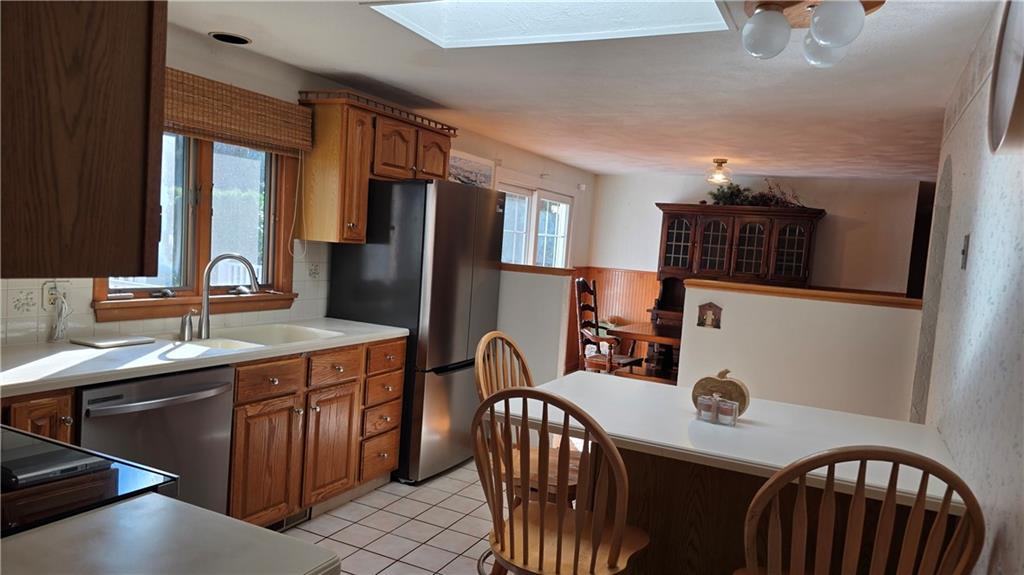42 Pine Tree Lane Property Photo 16
