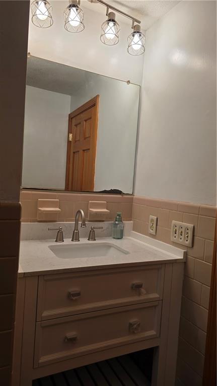 42 Pine Tree Lane Property Photo 18