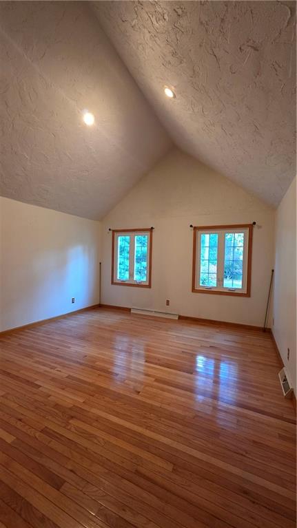 42 Pine Tree Lane Property Photo 25