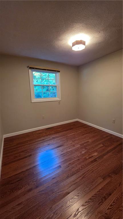 42 Pine Tree Lane Property Photo 35