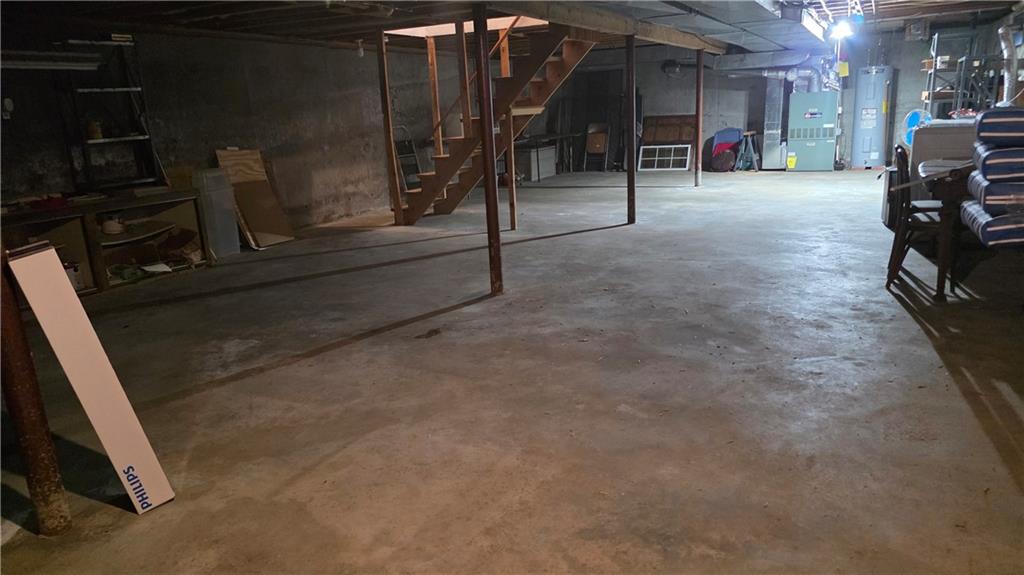 42 Pine Tree Lane Property Photo 40