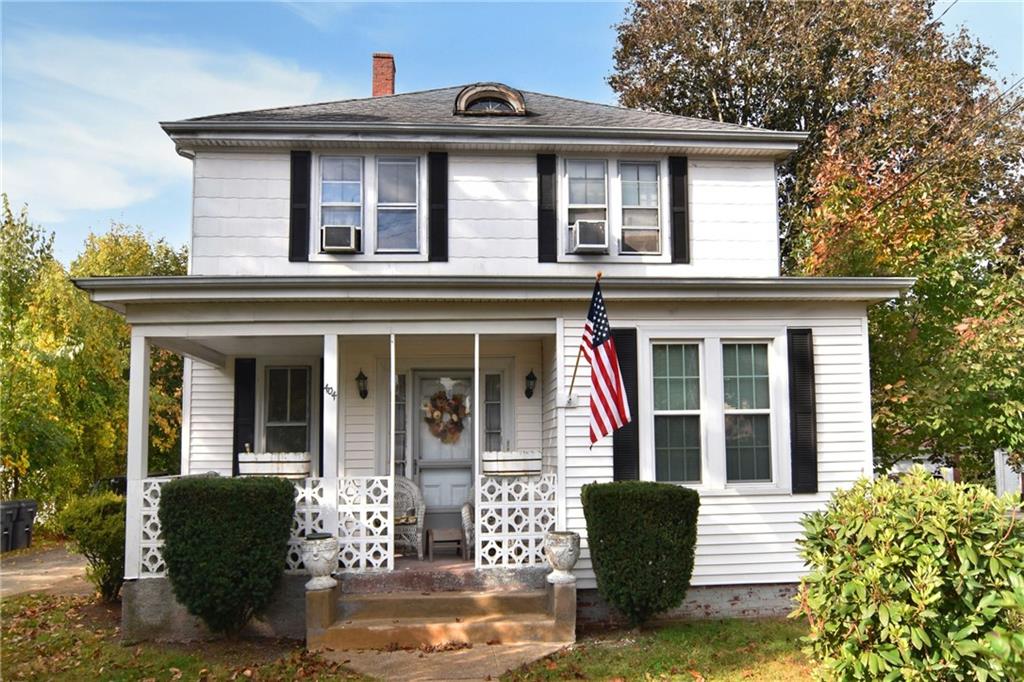 404 WOONASQUATUCKET Avenue Property Photo 1