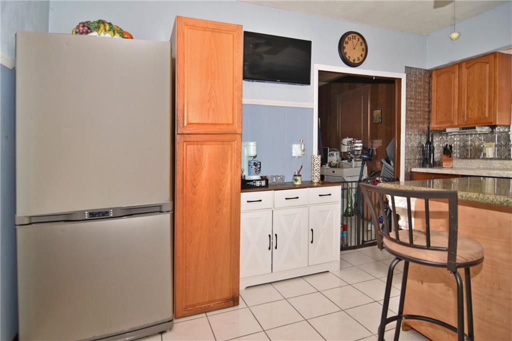 404 Woonasquatucket Avenue Property Photo 4