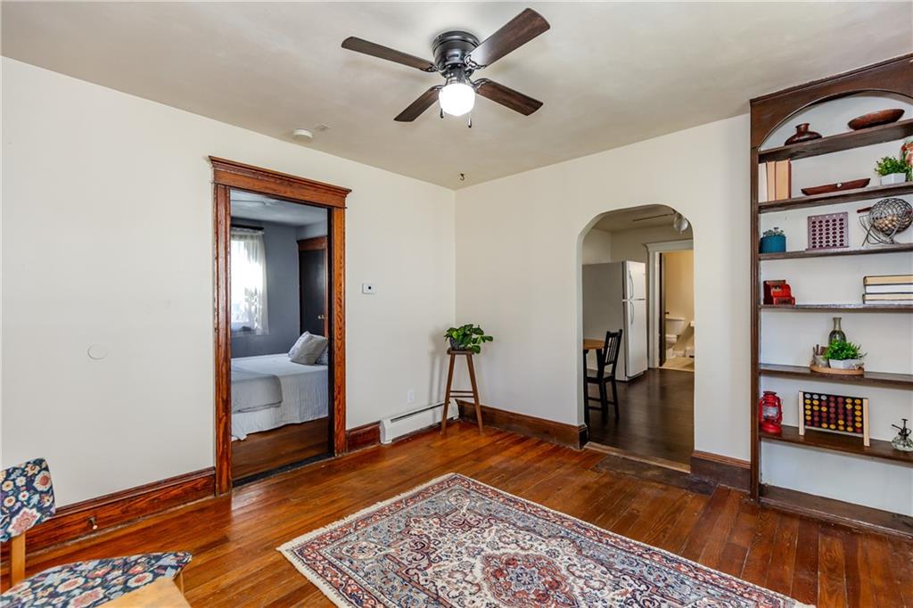 107 Crescent View Avenue Property Photo 6