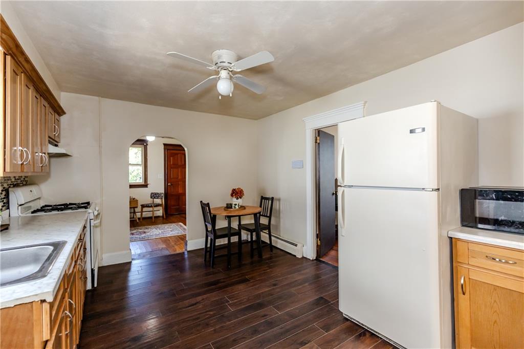 107 Crescent View Avenue Property Photo 8