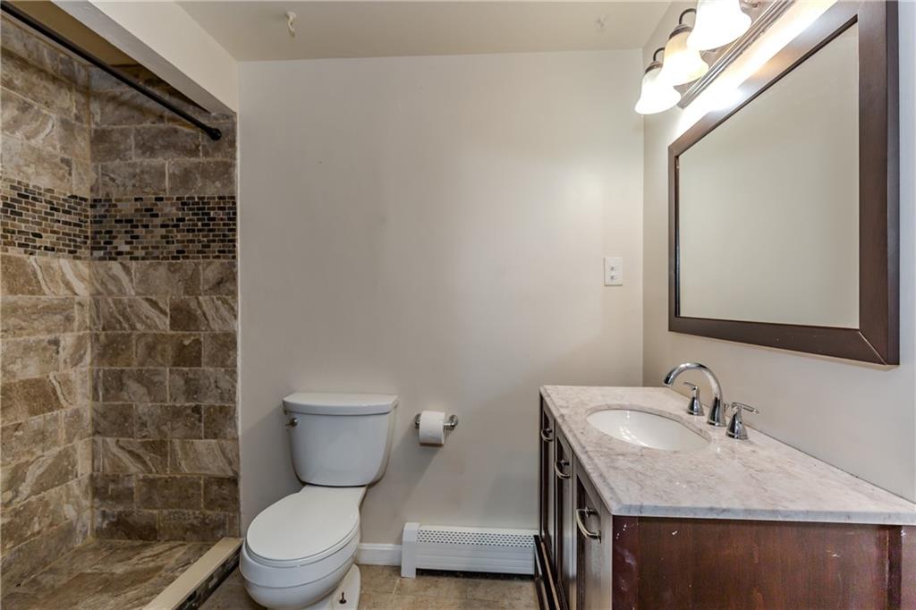 107 Crescent View Avenue Property Photo 12