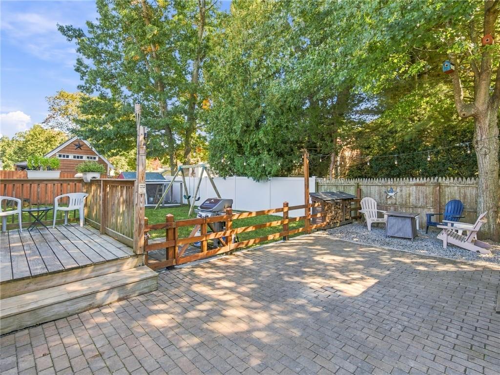 126 Vernon Street Property Photo 24