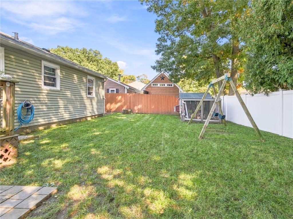 126 Vernon Street Property Photo 31