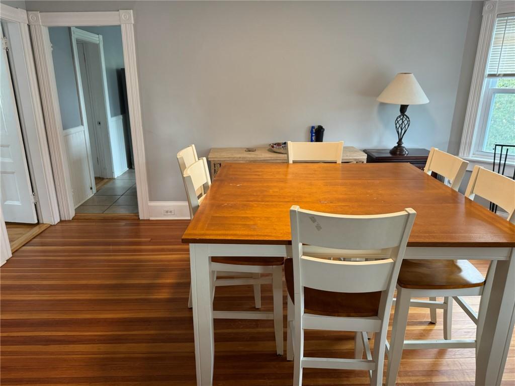 60 Berkeley Avenue Unit 2 Property Photo 6