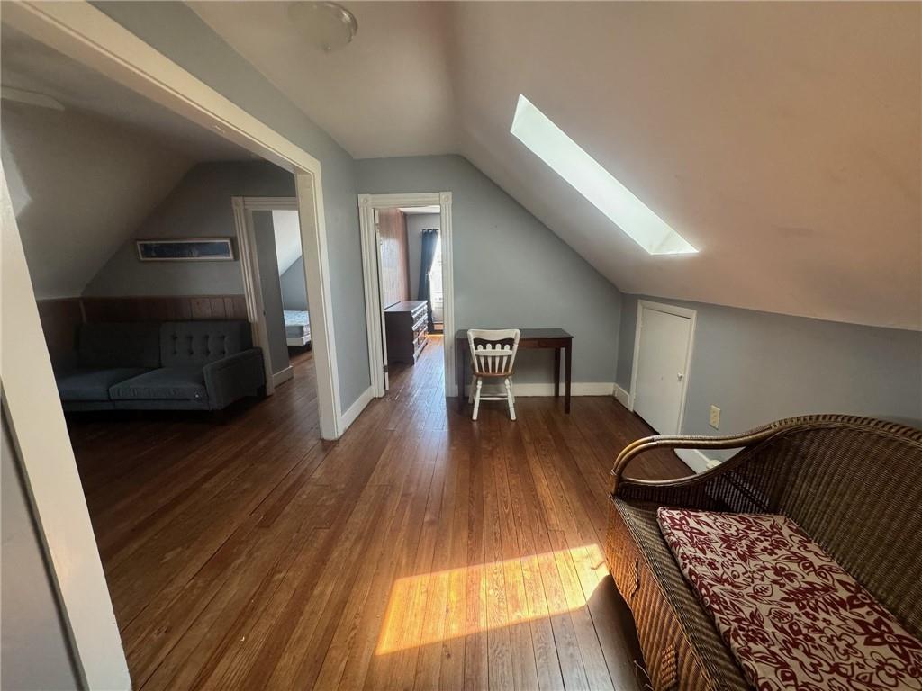 60 Berkeley Avenue Unit 2 Property Photo 24