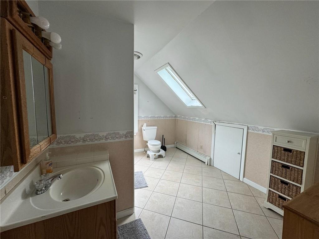 60 Berkeley Avenue Unit 2 Property Photo 25