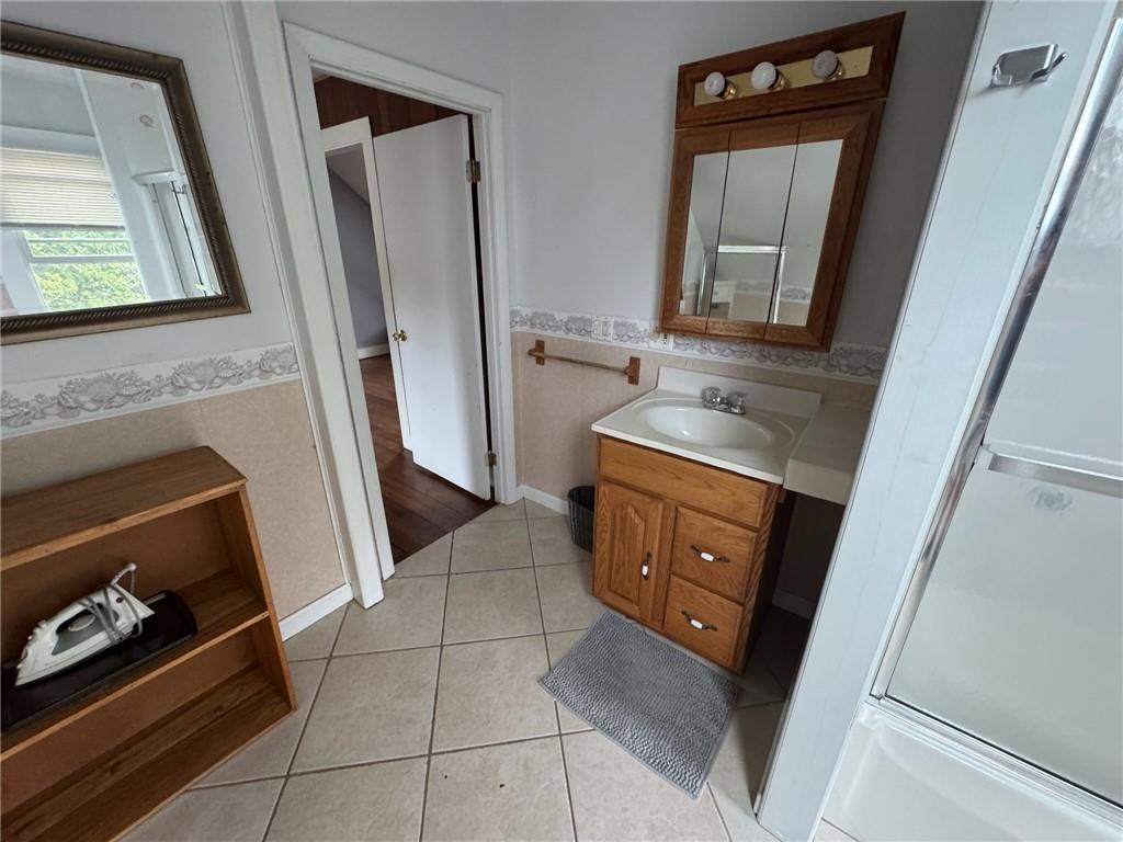60 Berkeley Avenue Unit 2 Property Photo 27