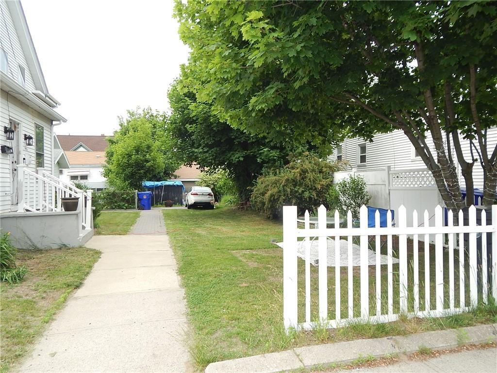 1915 Smith Street Property Photo 38