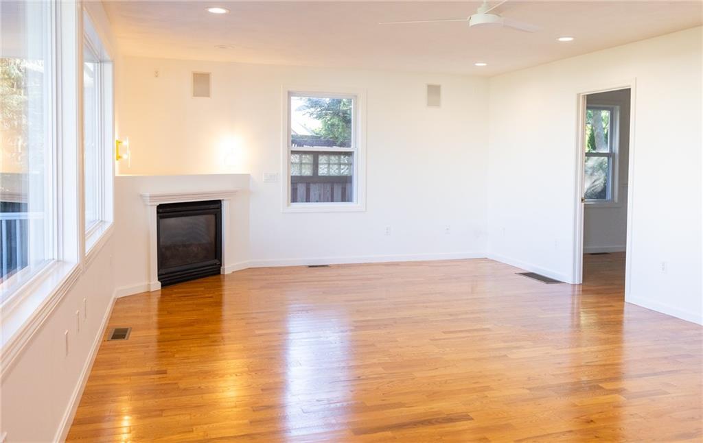 190 Charlotte Drive Property Photo 19