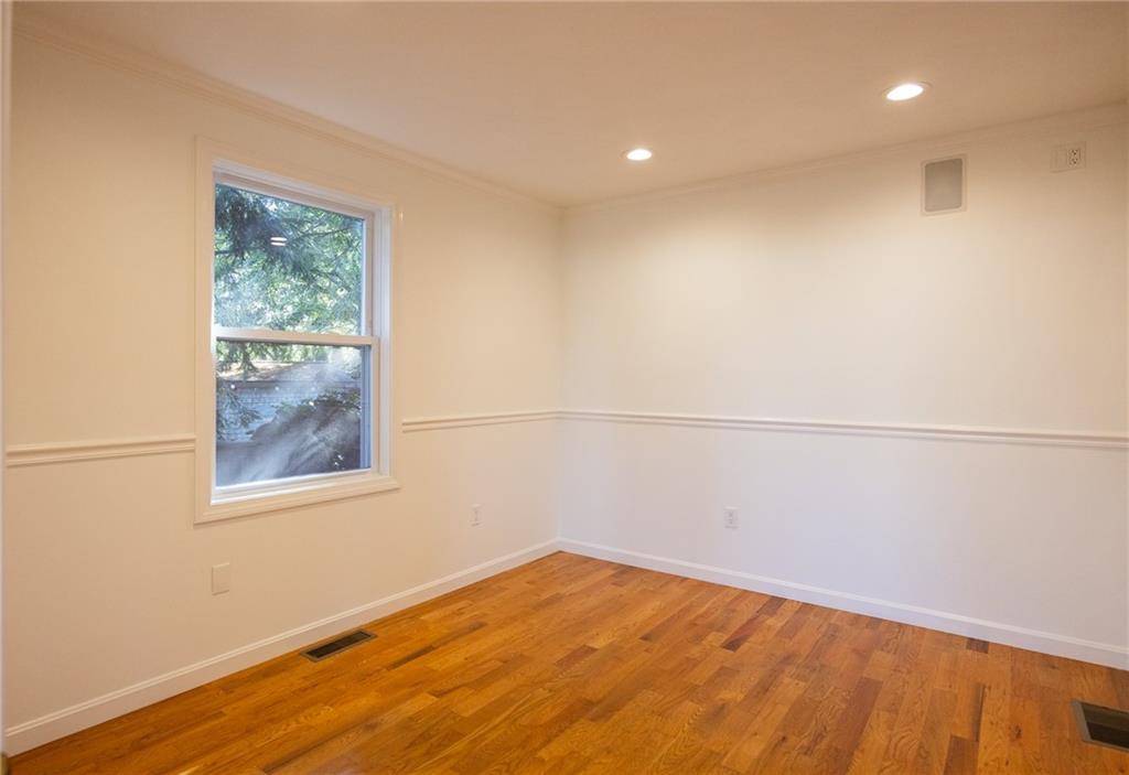 190 Charlotte Drive Property Photo 25