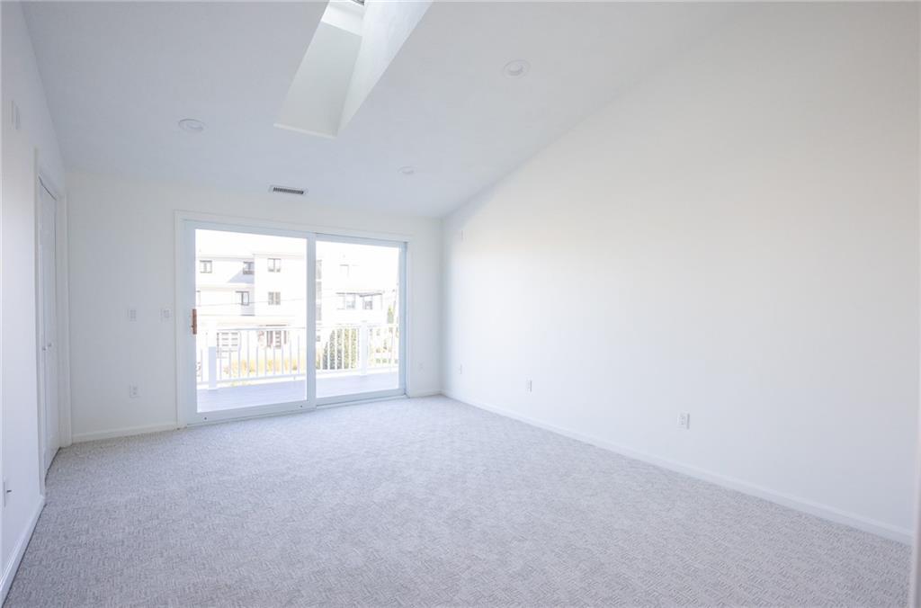 190 Charlotte Drive Property Photo 28