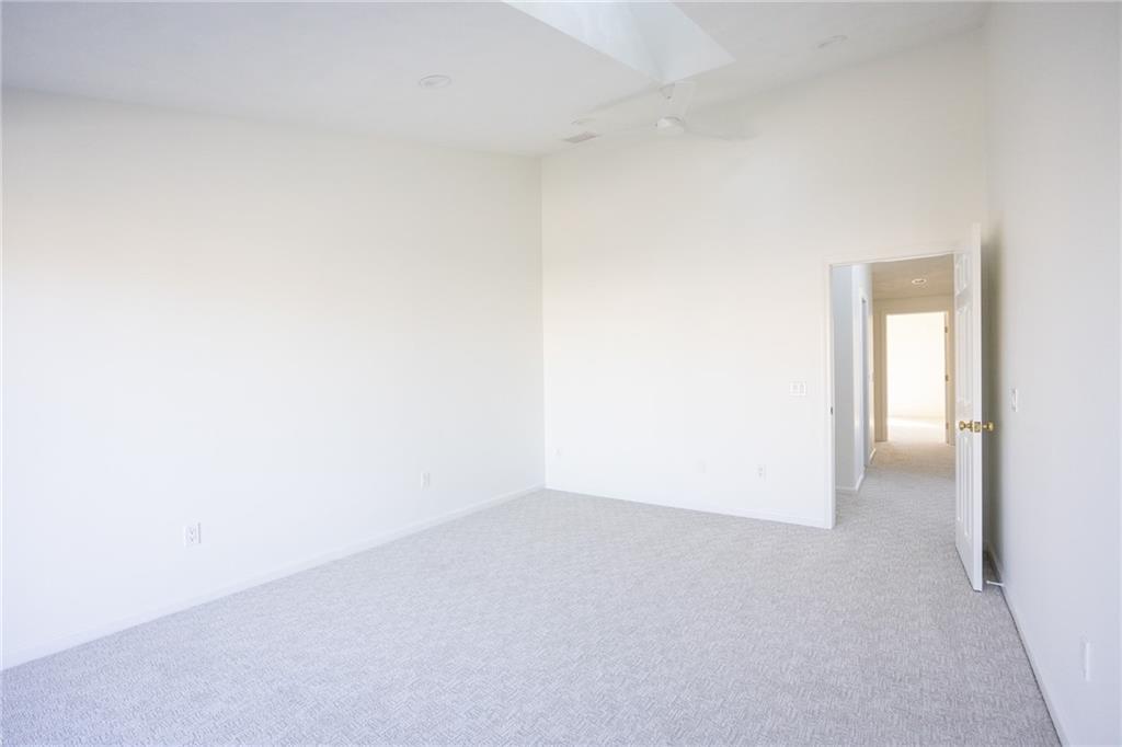 190 Charlotte Drive Property Photo 32