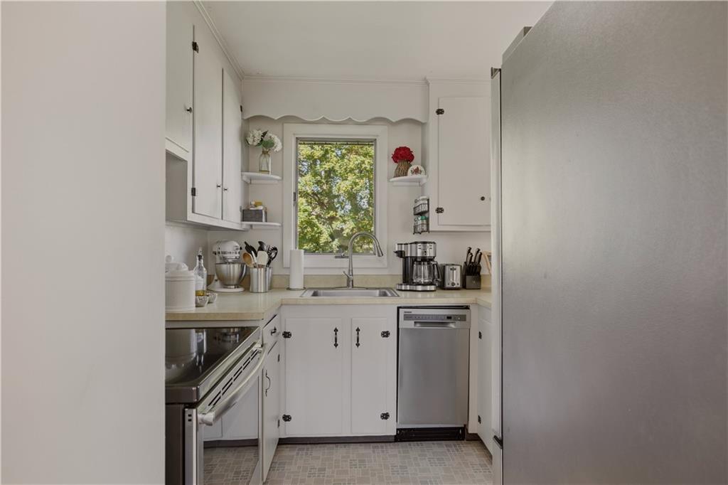 31 Redwood Road Property Photo 15
